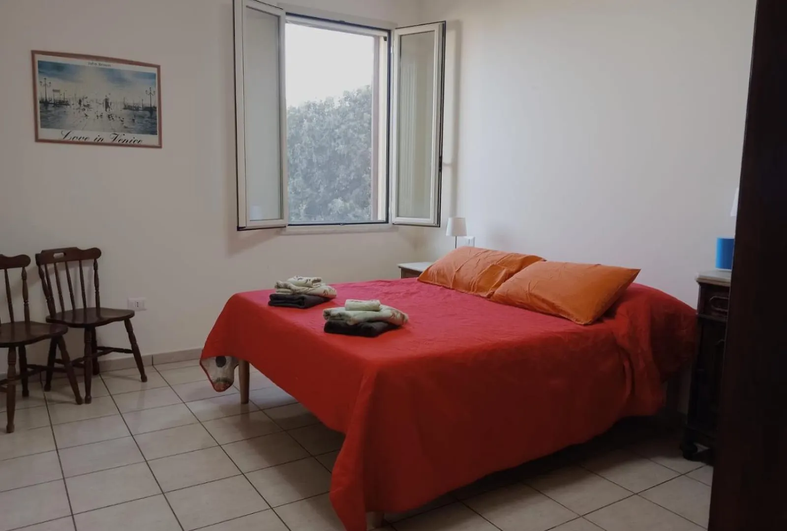別荘 サン・ジョヴァンニ・ディ・シニス La Casa Nel Bluヴィラ