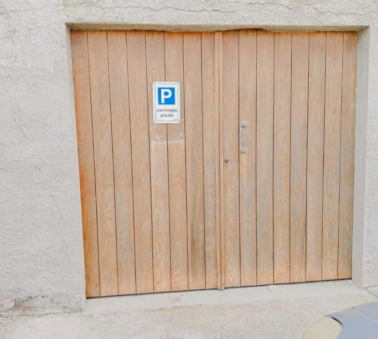 サン・ジョヴァンニ・ディ・シニス La Casa Nel Bluヴィラ 別荘